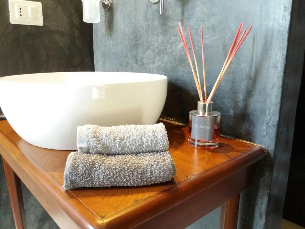 I Baronetti In Centro Bed and Breakfast Agropoli Eksteriør billede